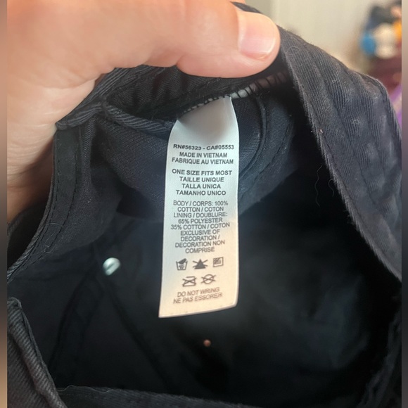 Women’s Nike Black Hat - Picture 4 of 6